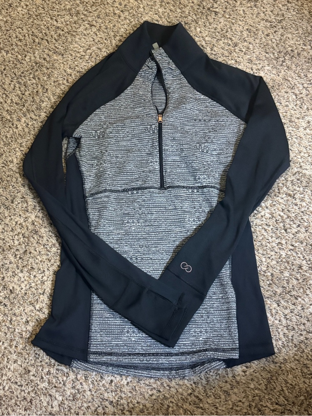CALIA by Carrie Underwood Heathered Gray Pullover Top